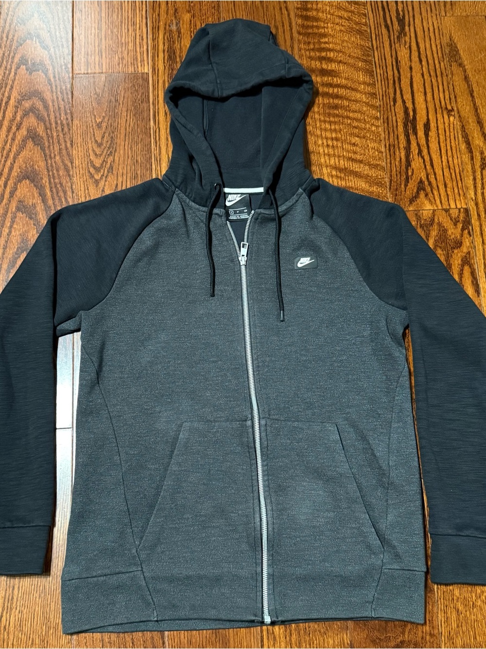Nike Men's Black & Dark Gray Full-Zip Hooded Jacket